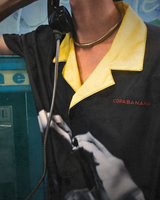 HEART SHAPED HANDS BUTTON UP