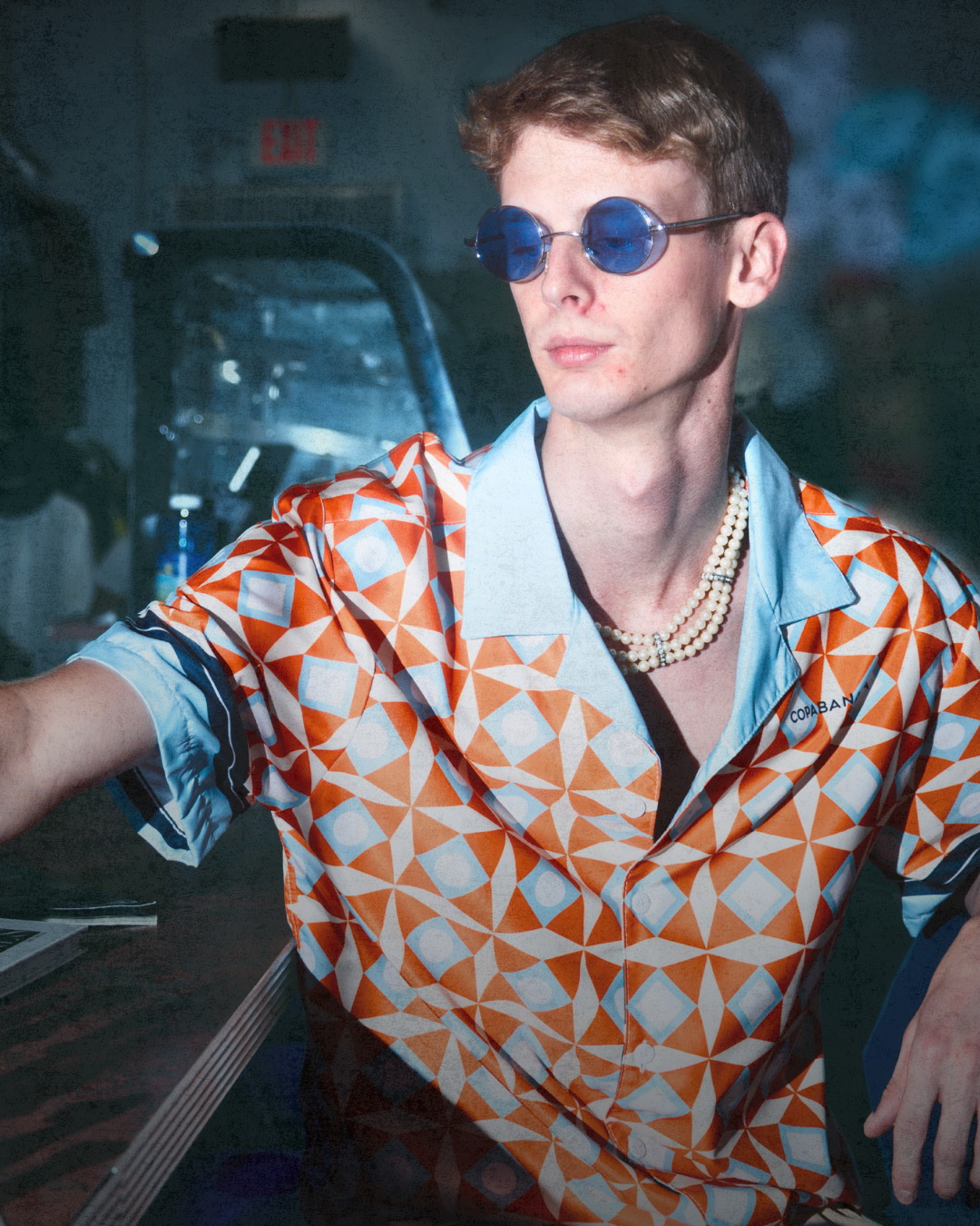 HARLEQUIN BUTTON UP